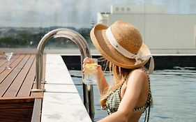 Oporto Airport & Business Hotel